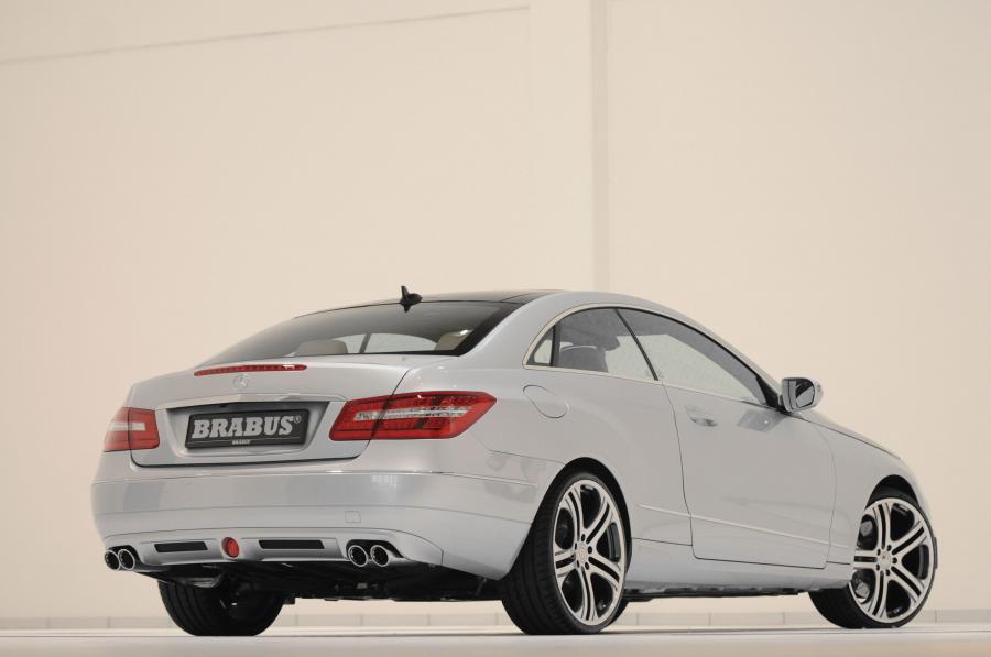  Mercedes-Benz E-Class Coupe by Brabus 2009 года  (фото 4 из 23)